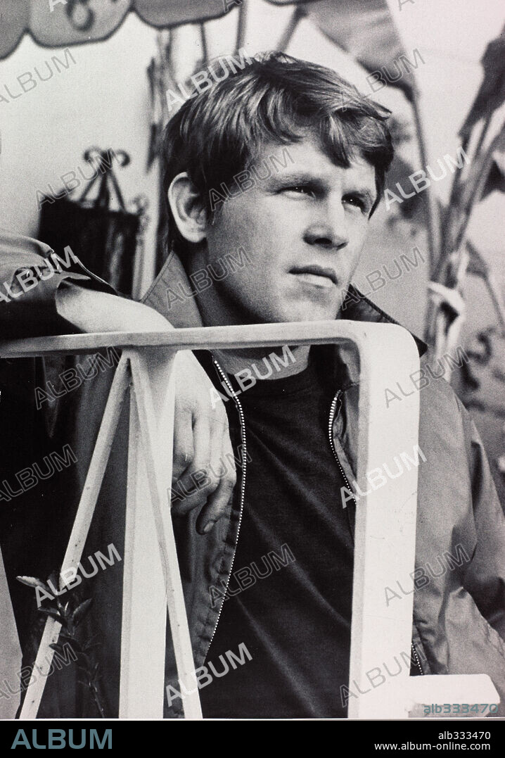 NICK NOLTE en HOMBRE RICO, HOMBRE POBRE-TV, 1976 (RICH MAN POOR MAN-TV). Copyright UNIVERSAL TV.