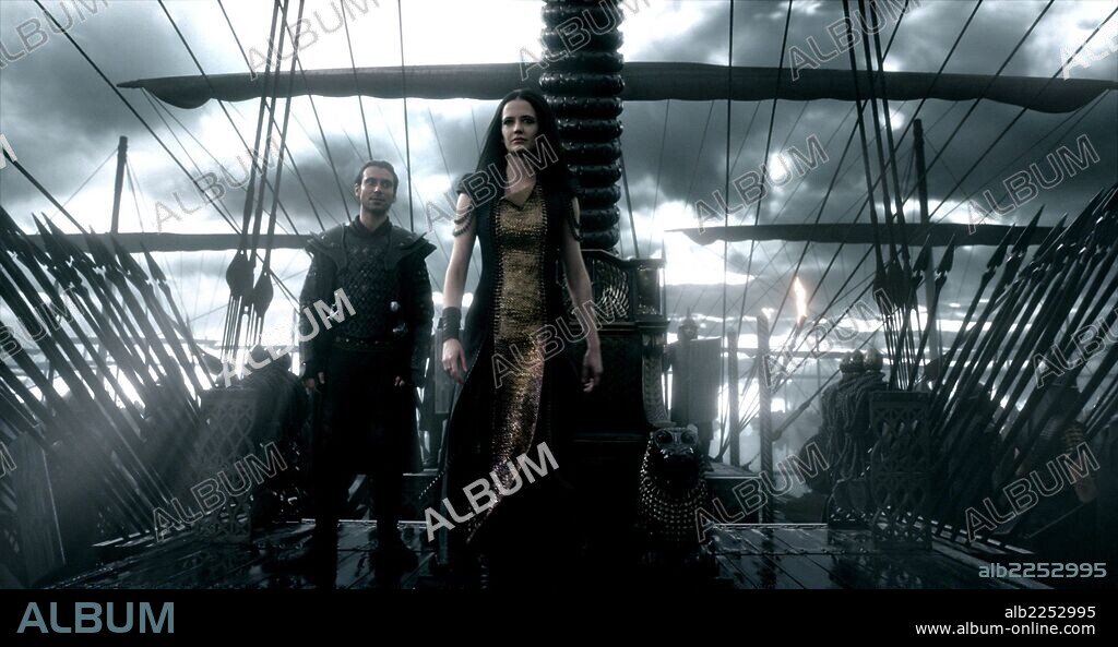 EVA GREEN en 300: EL ORIGEN DE UN IMPERIO, 2014 (300: RISE OF AN EMPIRE), dirigida por NOAM MURRO. Copyright WARNER BROS PICTURES.