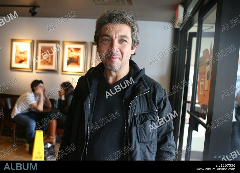 Mar 08, 2009 - Manhattan, New York, USA - Argentinian actor Ricardo Darin in New York City. Darin is one of the most popular actors in Argentina.His prominent roles as a film actor are 'Nueve Reinas/Nine Queens' (2000), 'El Hijo de la Novia' (2001) among others. 08/03/2009