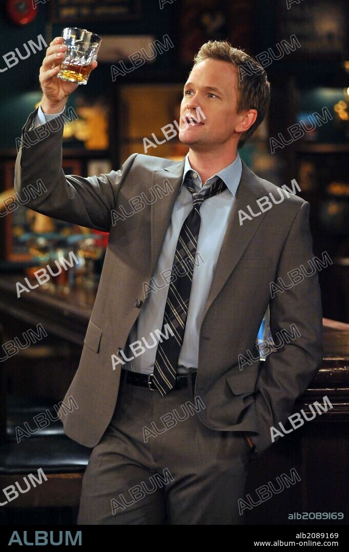 NEIL PATRICK HARRIS in HOW I MET YOUR MOTHER, 2005. Copyright 20TH CENTURY FOX TELEVISION/BAYS THOMAS PRODUCTIONS.