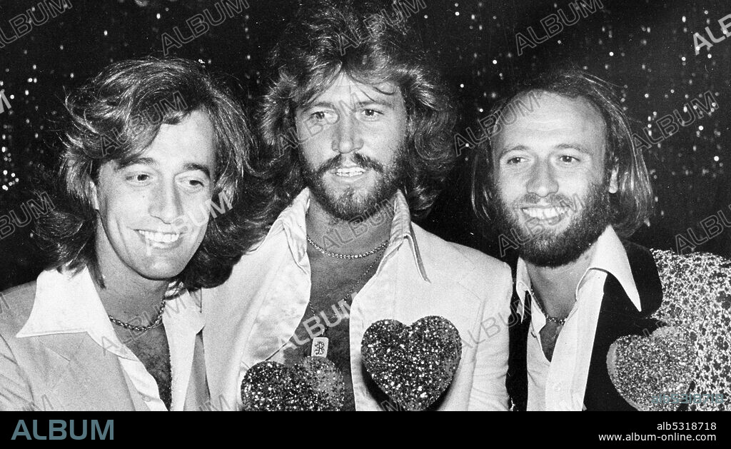 BARRY GIBB, MAURICE GIBB, ROBIN GIBB et THE BEE GEES dans THE BEE GEES: HOW CAN YOU MEND A BROKEN HEART, 2020 (BEE GEES, THE: HOW CAN YOU MEND A BROKEN HEART), réalisé par FRANK MARSHALL. Copyright Diamond Docs / PolyGram Records.