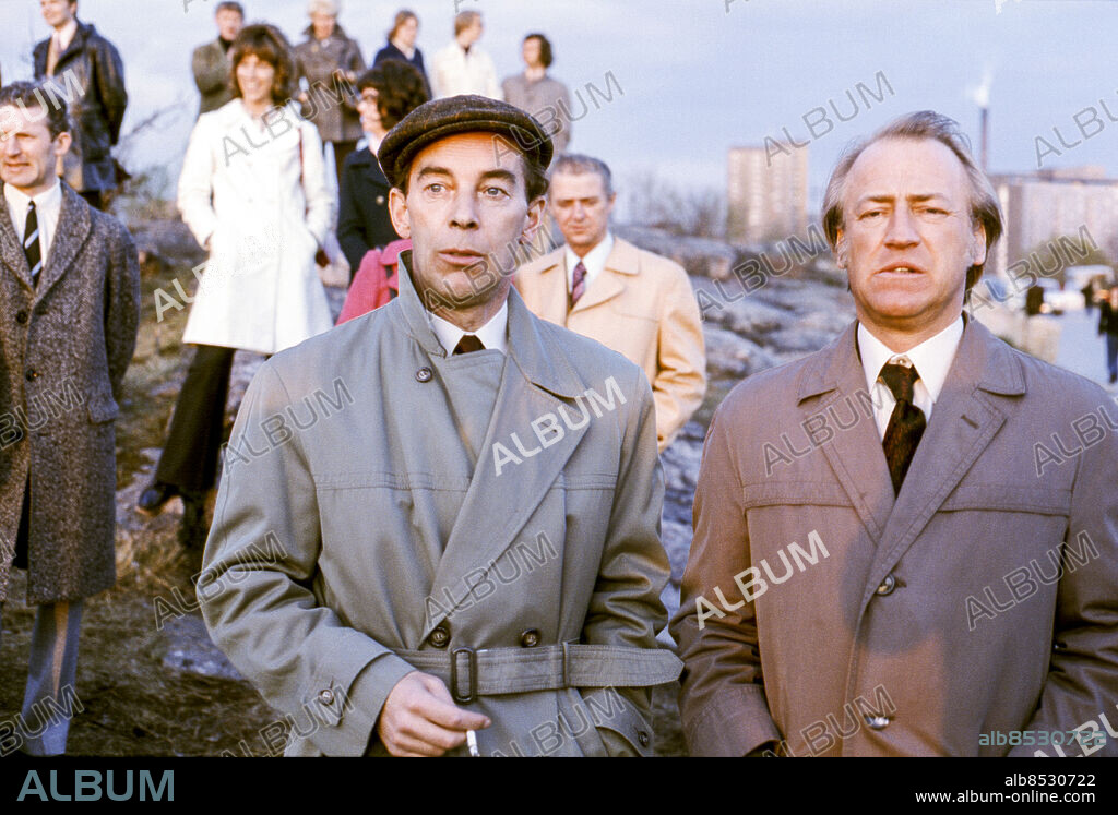 ARKIV 1973.. Skådespelarna Sven-Eric Gamble (t.v.) som Erik Malm och Stig Grybe som Håkan Malm i TV-serien Bröderna Malm med manus av Svante Foerster och Björn Lindroth i regi av Jonny Mair. Del 10 Bålet, sänt första gången 1973-12-27.. Foto: Bengt Nordwall / SVT / Kod: 5600. Bildservice C 620 / Färgdia.