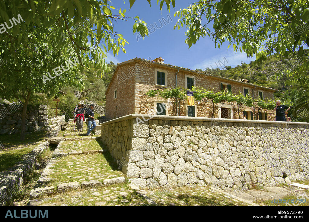 Refugio de Tossals Verds. Sendero de gran recorrido G.R. 221. Soller.Sierra de Tramuntana.Mallorca.Baleares.España.