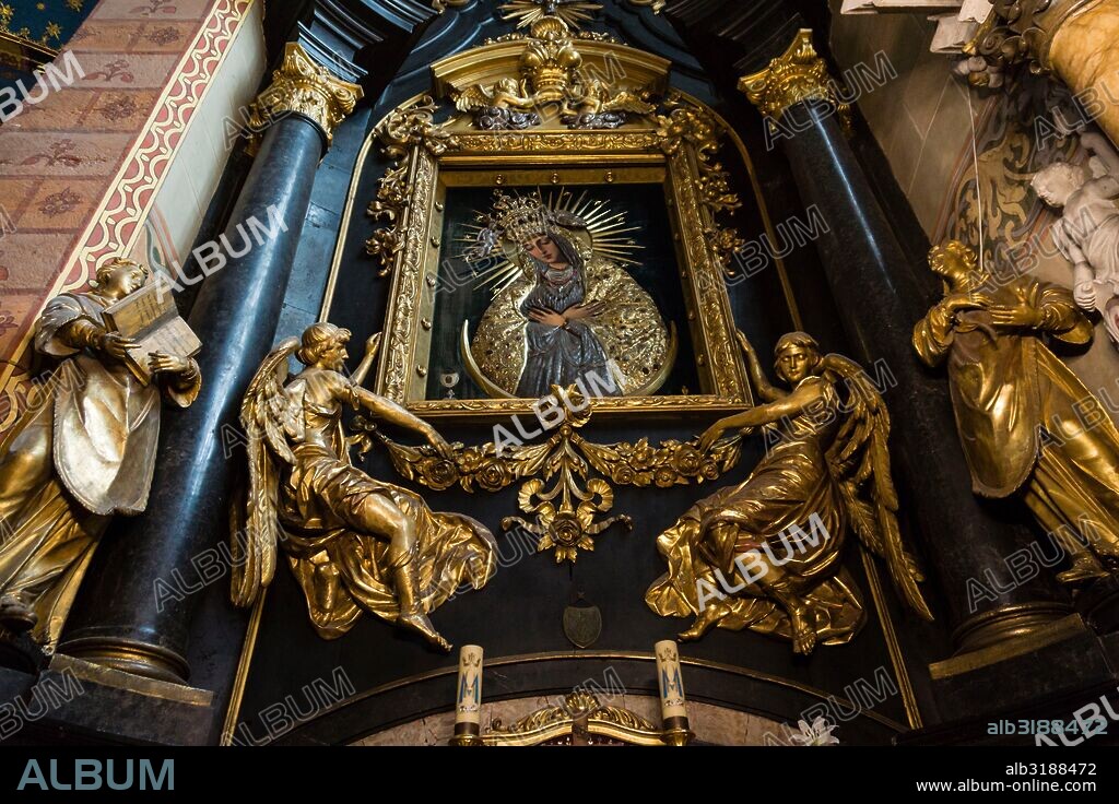 basílica de Santa María -iglesia de la Asunción de la Santísima Virgen María-, estilo gotico,Cracovia,Polonia,  eastern europe.