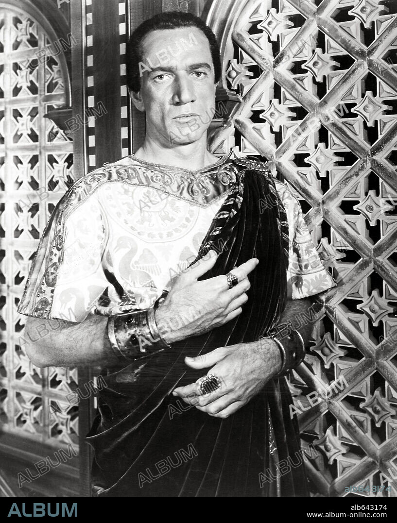 RICHARD BOONE en LA TÚNICA SAGRADA, 1953 (THE ROBE), dirigida por HENRY KOSTER. Copyright 20TH CENTURY FOX.