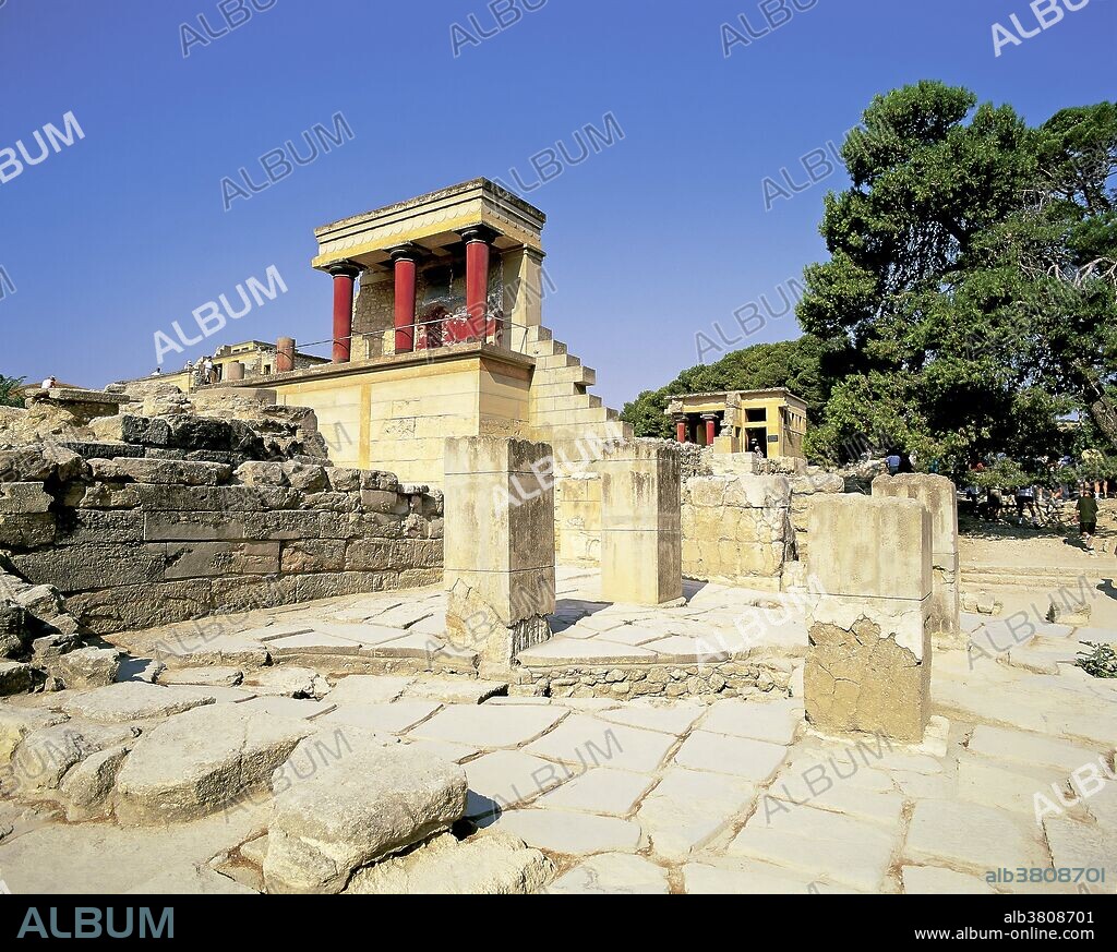 Ruins of the Lustral Basin in Knossos Palace, first build around 1900 B.C. as the capital of Minoan Crete, uncovered and partly reconstructed by British archaeologist Sir Arthur Evans in the early 20th century.