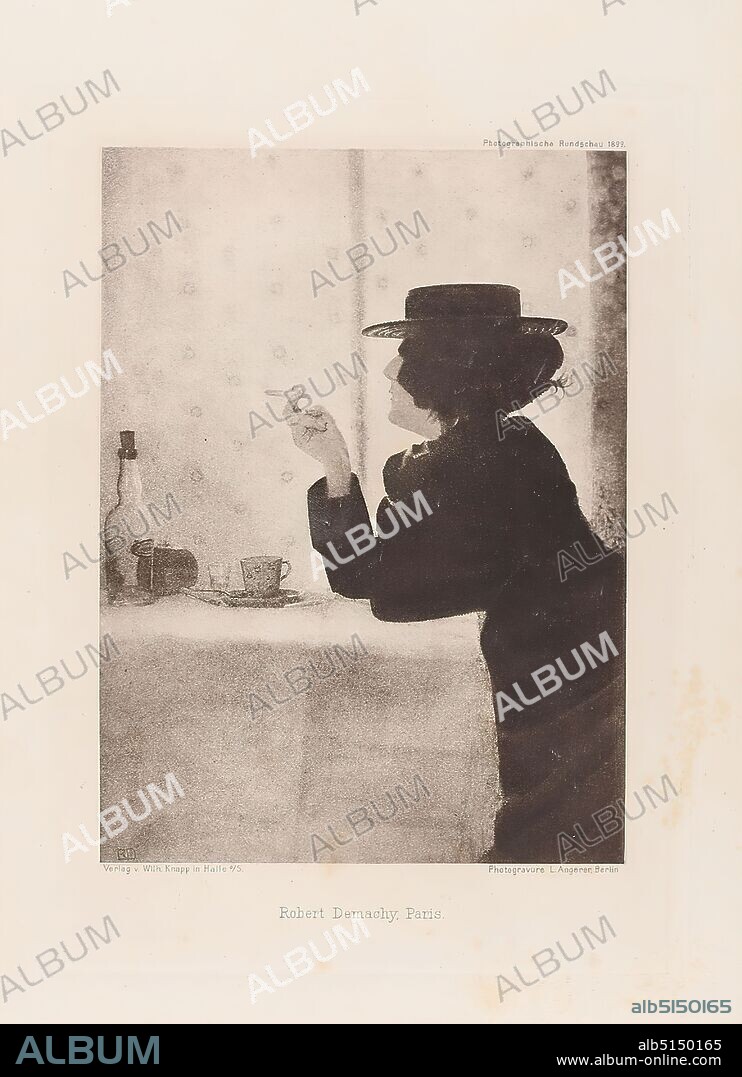 Robert Demachy, L. Angerer, Wilhelm Knapp, Woman with Cigarette, paper, heliogravure, picture size: height: 15,00 cm; width: 11,00 cm, inscribed: recto: Robert Demachy, Paris. Photographische Rundschau 1899th, Teaching Collection of the Staatliche Landesbildstelle Hamburg, monogrammed: in print and left: RD, portrait photography, artistic photography, half-length portrait, profile (side view), cigarette.