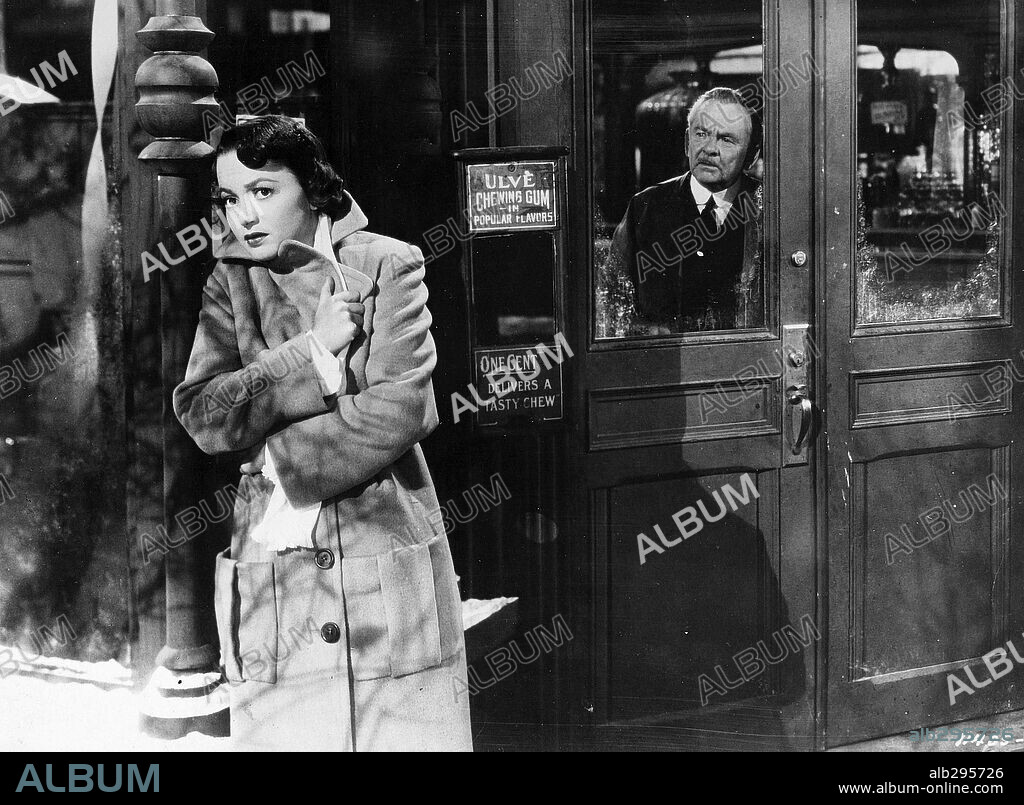 OLIVIA DE HAVILLAND en LA VIDA ÍNTIMA DE JULIA NORRIS, 1946 (TO EACH HIS OWN), dirigida por MITCHELL LEISEN. Copyright PARAMOUNT PICTURES.