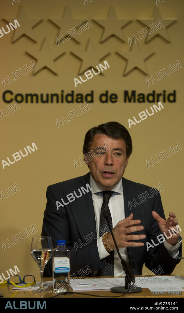 29/10/2013. Madrid. España. Rueda de prensa de los presupuestos 2014 del presidente de la CAM Ignacio Gonzalez, Consejero de Hacienda y consejero de presidencia seguridad e interior. Foto: De san Bernardo. archdc.