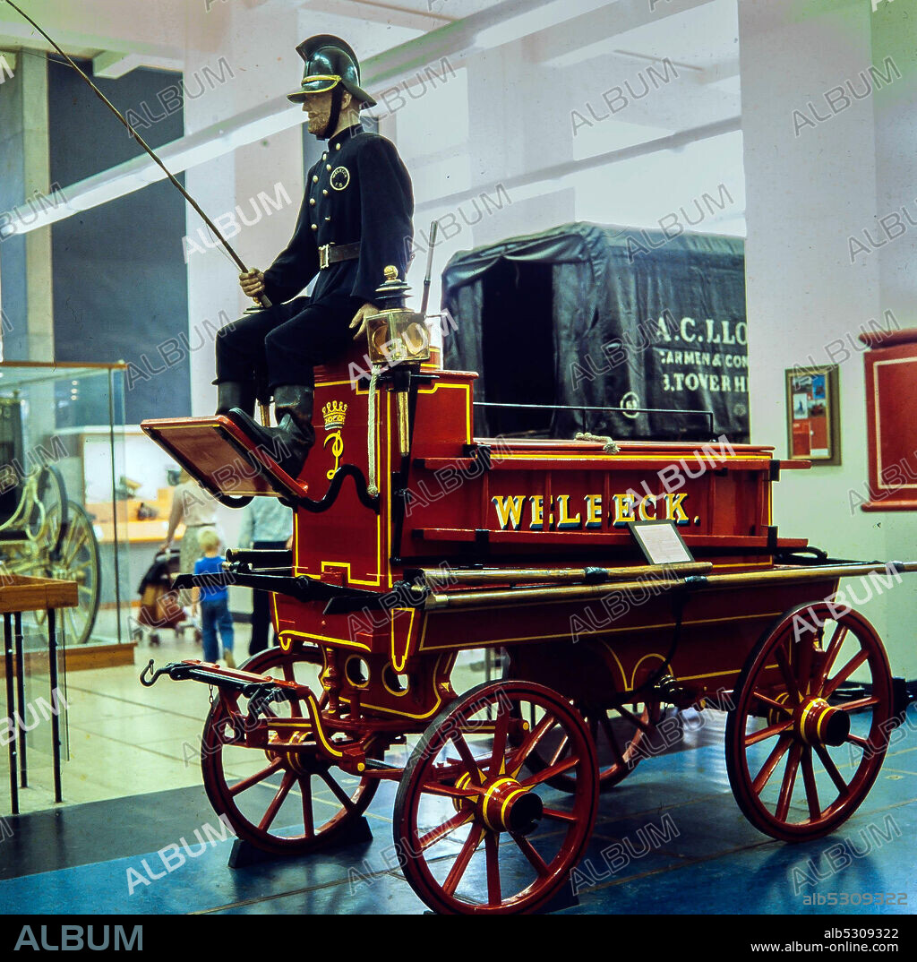 Coche de bombero, Museo del Transporte de Londres (London Transport Museum), fotografía del año 1977.