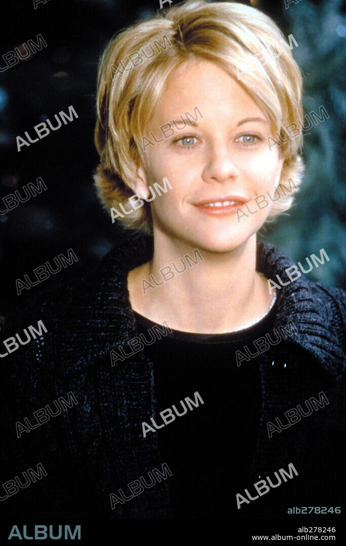 MEG RYAN in YOU'VE GOT MAIL, 1998, directed by NORA EPHRON. Copyright WARNER BROS. PICTURES.