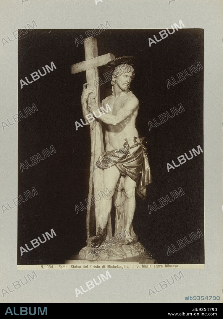Statue of Christ in the Santa Maria sopra Minerva, Rome, N. 934, Roma. Statua del Cristo di Michelangelo, in S. Maria sopra Minerva (title on object), Statue of Christ standing next to a cross., anonymous, Rome, c. 1880 - c. 1904, paper, albumen print, height 258 mm × width 201 mmheight 327 mm × width 241 mm.