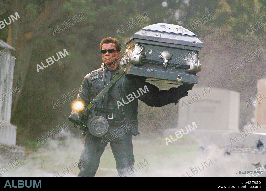 ARNOLD SCHWARZENEGGER dans TERMINATOR 3: RISE OF THE MACHINES, 2003, réalisé par JONATHAN MOSTOW. Copyright IMF 3 / ZUCKERMAN, ROBERT.