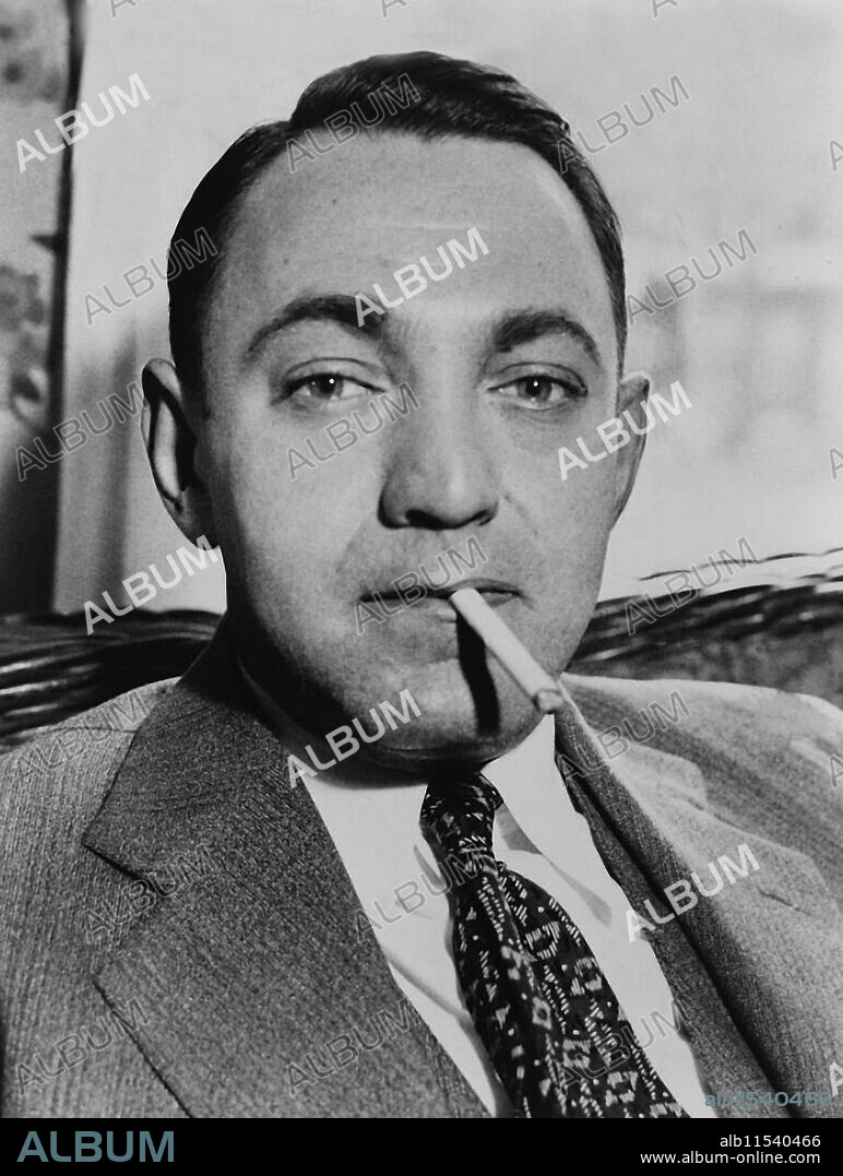 UNKNOWN. Dutch Schultz (born Arthur Simon Flegenheimer; August 6, 1902 – October 24, 1935) was a New York City-area German Jewish-American mobster of the 1920s and 1930s who made his fortune inorganized crime-related activities, including bootlegging and the numbers racket. .