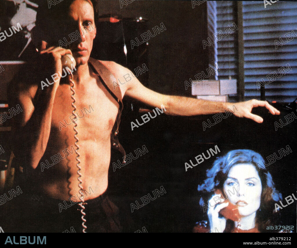 JAMES WOODS and SONJA SMITS in VIDÉODROME, 1983, directed by DAVID CRONENBERG. Copyright UNIVERSAL PICTURES.
