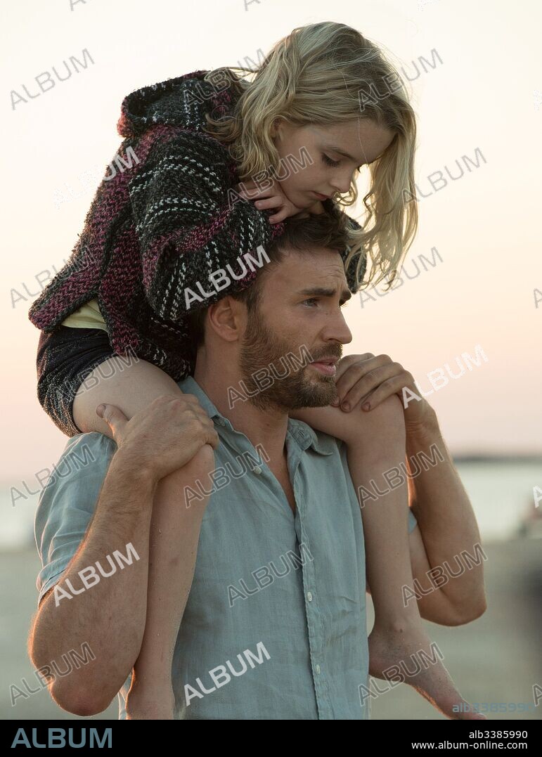 CHRIS EVANS and MCKENNA GRACE in GIFTED, 2017, directed by MARC WEBB. Copyright FOX SEARCHLIGHT PICTURES.