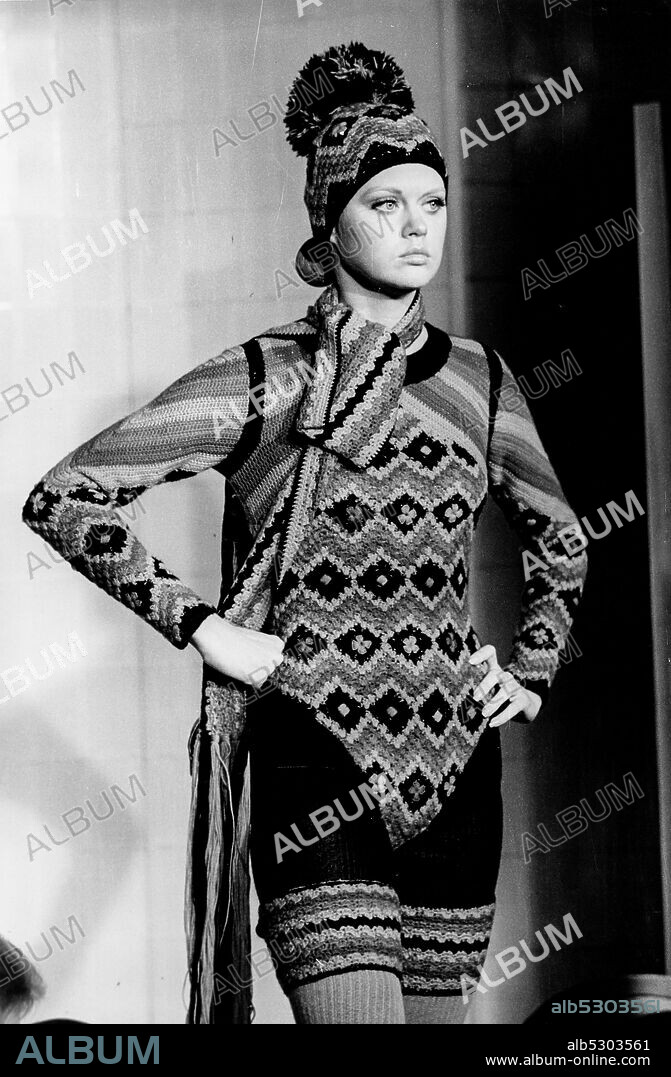 Emanuel ungaro fashion show. 1960s.