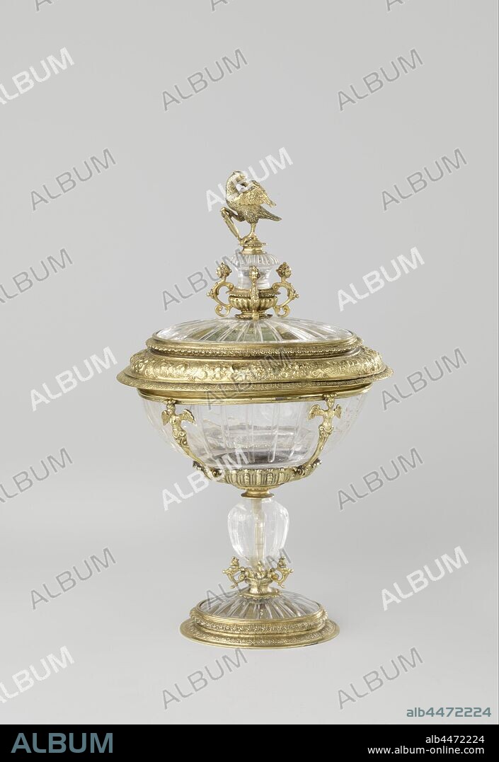 Lidded goblet, Goblet and Cover, Oval coupe of rock crystal in a gilt silver frame. All parts of rock crystal are ribbed. On the lid a crystal button set in a frame with four female hermes, on the top an eagle with a white coat of arms, predatory birds: eagle, ornament, hybrid beings, human and animal forms mixed, anonymous, Milaan, c. 1580, montuur, gilding, h 23.0 cm × w 13.8 cm × d 11.0 cm w 8.1 cm × d 6.4 cm.