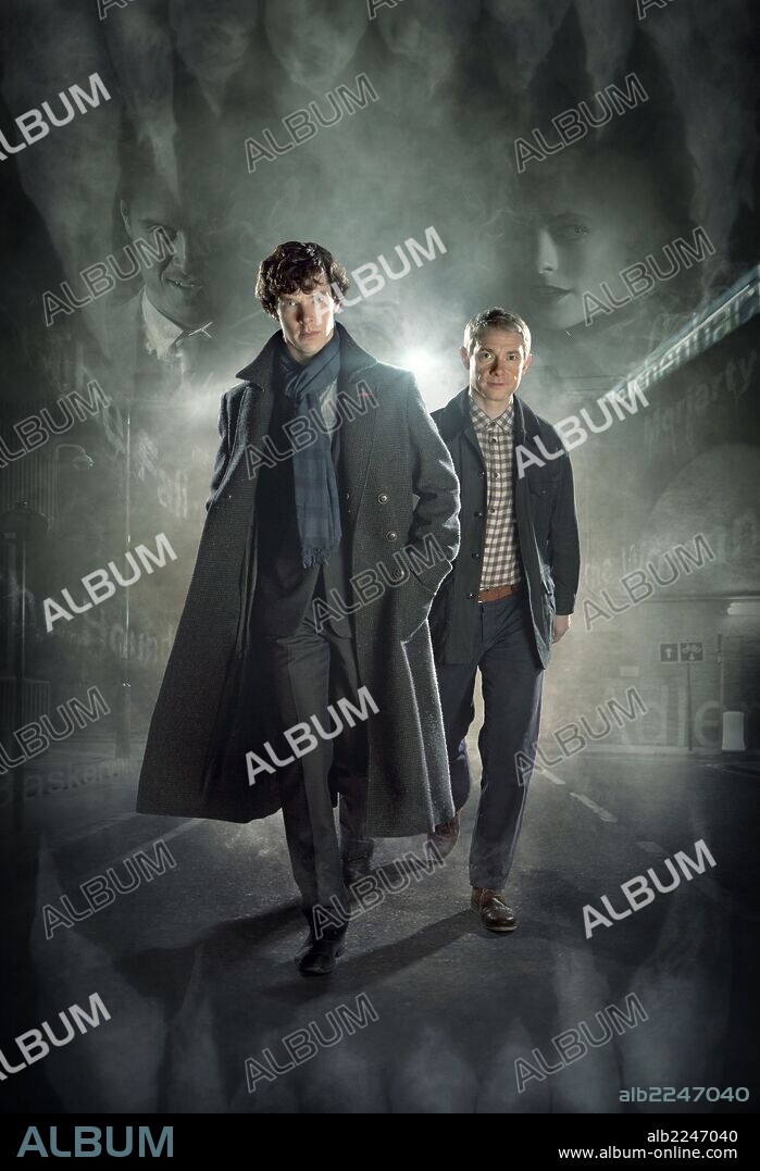 BENEDICT CUMBERBATCH und MARTIN FREEMAN in SHERLOCK - EINE LEGENDE KEHRT ZURÜCK!, 2010 (SHERLOCK), unter der Regie von PAUL MCGUIGAN. Copyright HARTSWOOD FILMS/BBC WALES.