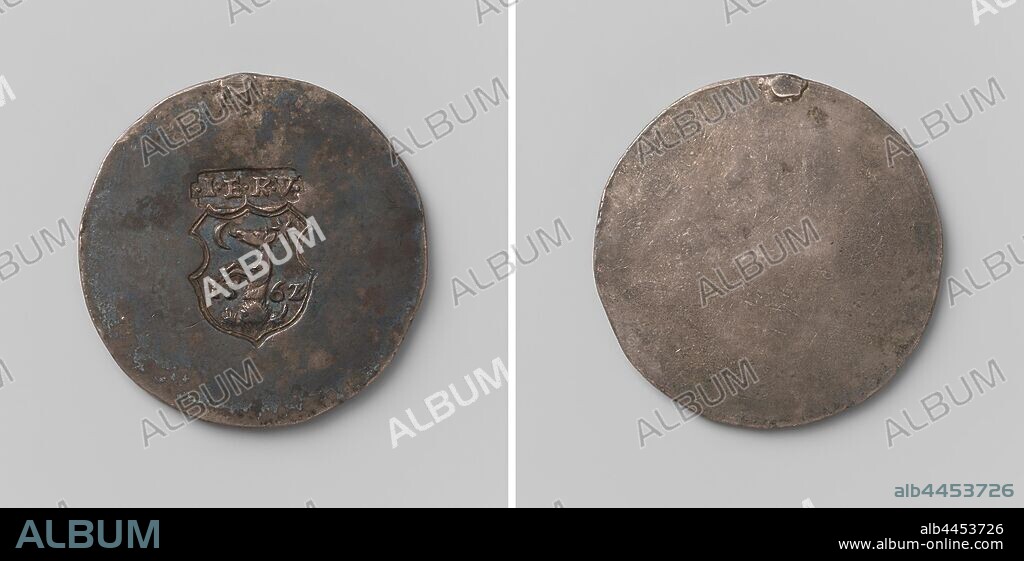 Jan II Zygmunt Zapolya, pretedent to the throne of Hungary, emergency coin from the war against Ferdinand I, German emperor, one-sided emergency coin with broken eyelet. Front: two stamps: upper stamp: letters I, E, R and V in compartment, lower stamp: in cartouche: standing animal halfway between moon and star and year. Reverse: blank, Johan II Sigismund Zápolya, Ferdinand I of Habsburg (German emperor), anonymous, Hongarije, 1562, silver (metal), striking (metalworking), d 4 cm × w 28.88 gr.