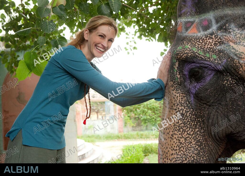 JULIA ROBERTS in EAT PRAY LOVE, 2010, directed by RYAN MURPHY. Copyright COLUMBIA PICTURES/PLAN B ENTERTAINMENT/RED OM FILMS/SYZYGY.