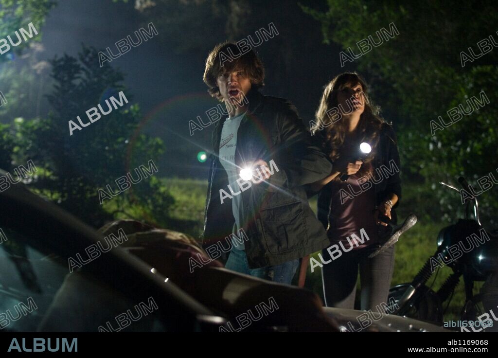 DANIELLE PANABAKER and JARED PADALECKI in FRIDAY THE 13TH, 2009, directed by MARCUS NISPEL. Copyright PARAMOUNT PICTURES / JOHNSON, JOHN P.