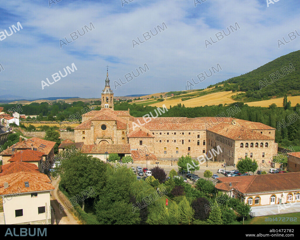 ARTE RENACIMIENTO. ESPAÑA. MONASTERIO DE YUSO. Erigido originalmente en el año 1053 en estilo románico y reconstruído con posterioridad en estilo herreriano durante los S. XVI y XVIII (S. XVI-S. XVIII). Patrimonio de la Humanidad. San Millán de la Cogolla. La Rioja.