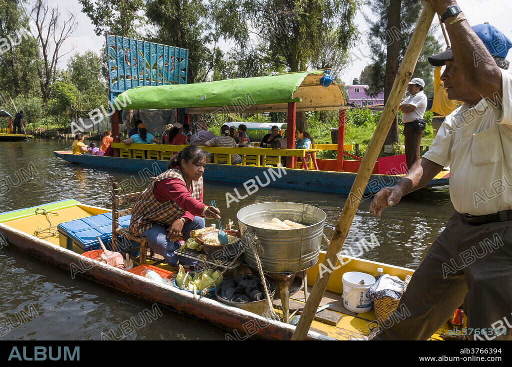 Food vendor at the Floating Gardens in Xochimilco, UNESCO World Heritage Site, Mexico City, Mexico, North America.