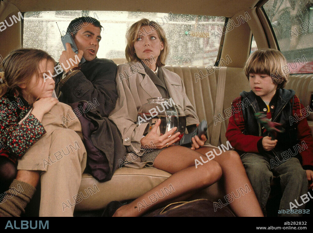 ALEX D. LINZ, GEORGE CLOONEY, MAE WHITMAN und MICHELLE PFEIFFER in TAGE WIE DIESER..., 1996 (ONE FINE DAY), unter der Regie von MICHAEL HOFFMAN. Copyright 20TH CENTURY FOX / LA MANA, GEMMA.