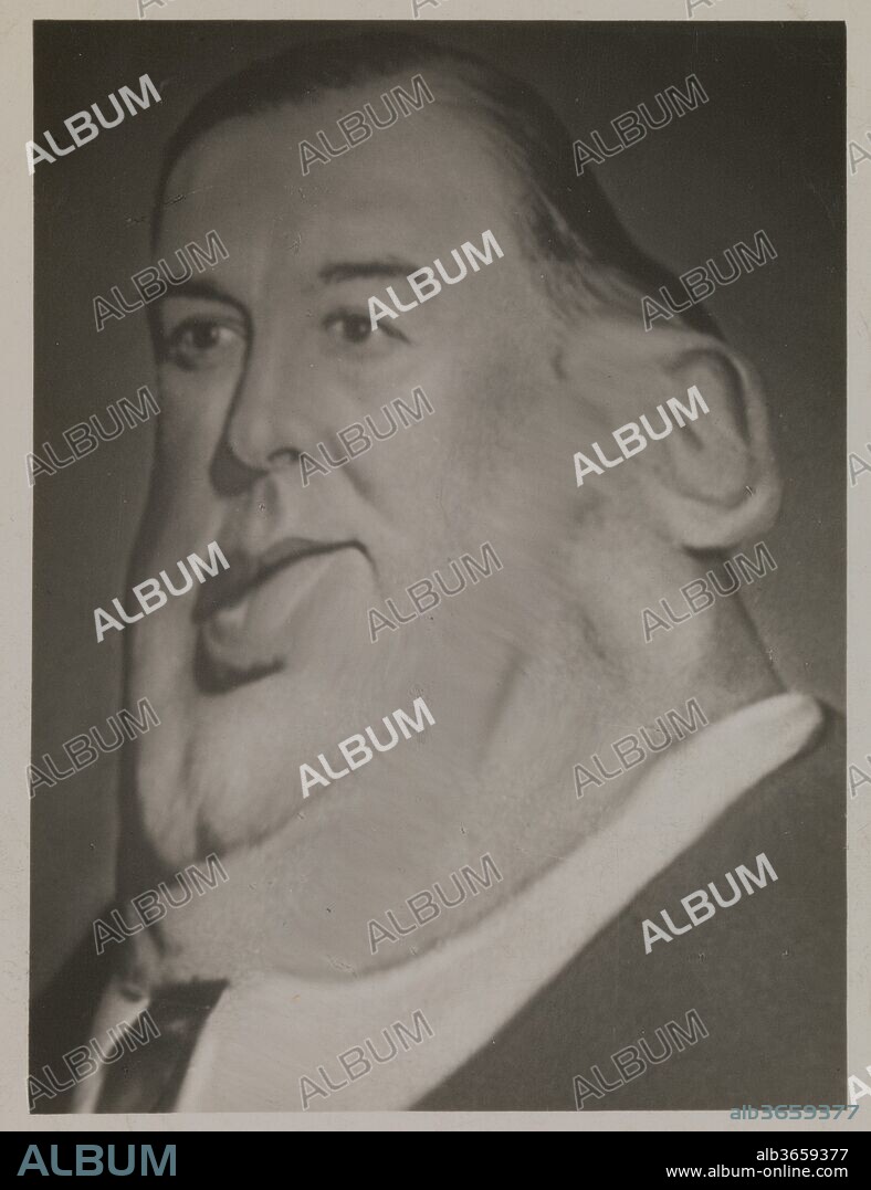 [Distortograph: William Hale "Big Bill" Thompson, Mayor of Chicago]. Artist: Herbert George Ponting (British, Salisbury, Wiltshire 1870-1935 London). Dimensions: Image: 9.8 x 7.3 cm (3 7/8 x 2 7/8 in.)
Sheet: 16.3 x 11.9 cm (6 7/16 x 4 11/16 in.)
Frame: 50.8 x 40.6 cm (20 x 16 in.) (Framed with 2011.206, .207, .209). Person in Photograph: William Hale Thompson (American, 1869-1944). Date: 1927.
Best known for his dramatic photographs of the South Pole, Ponting was also an inveterate tinkerer. In 1927 he patented a lens attachment he dubbed the "variable controllable distortograph," describing it as "a revolutionary optical system for photographing in caricature or distortion." With his patent application, he submitted these caricatures of the flamboyantly corrupt mayor of Chicago William Hale "Big Bill" Thompson, known for his protection of the gangster Al Capone and for colorful campaign stunts, such as staging a mayoral debate with two live rats as his opponents.