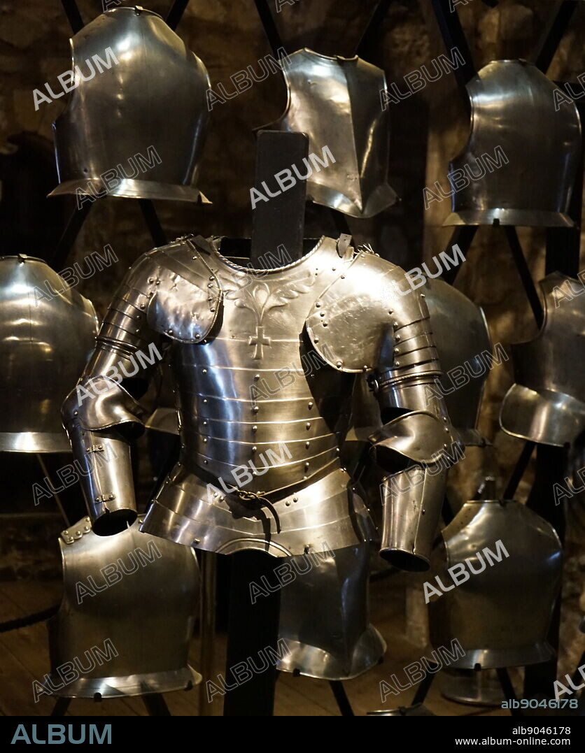 Example of Munition Armours, refers to any mass-produced armour, historically stockpiled in armouries to equip both foot soldiers and mounted cuirassiers. Dated 17th Century.