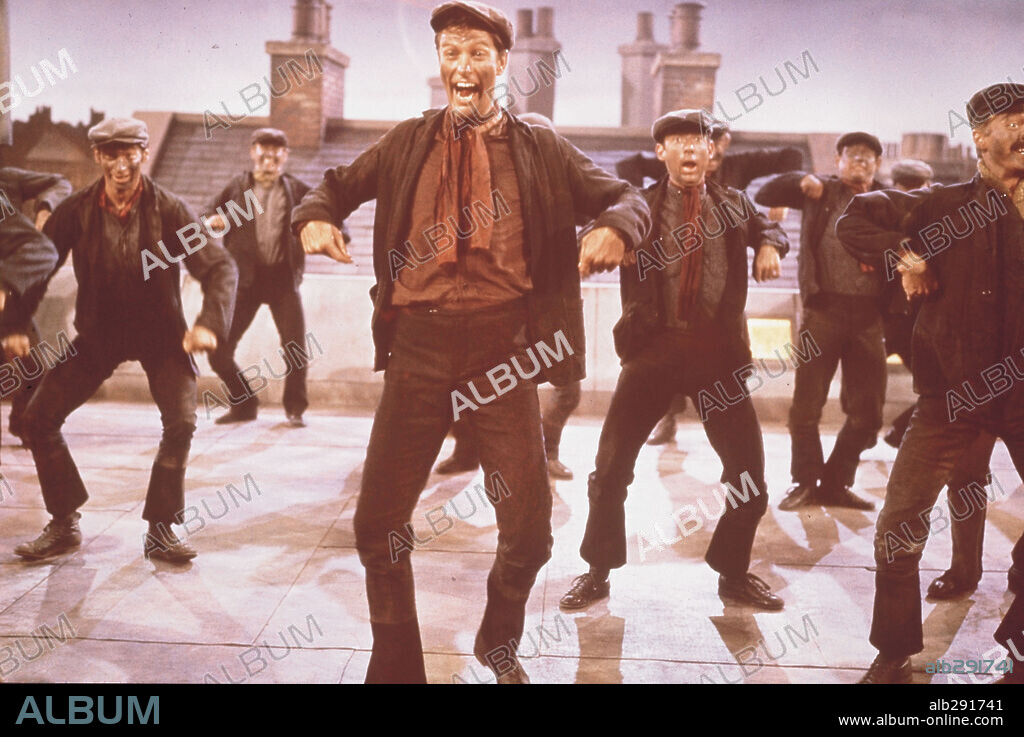 DICK VAN DYKE in MARY POPPINS, 1964, unter der Regie von ROBERT STEVENSON. Copyright WALT DISNEY PRODUCTIONS.