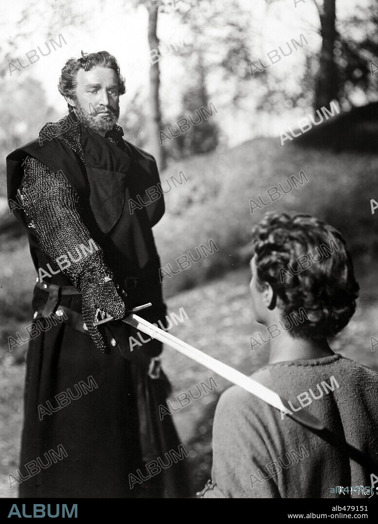 Arthur and PATRICK BARR. PATRICK BARR in THE STORY OF ROBIN HOOD AND HIS MERRIE MEN, 1952, directed by KEN ANNAKIN. Copyright WALT DISNEY PRODUCTIONS.