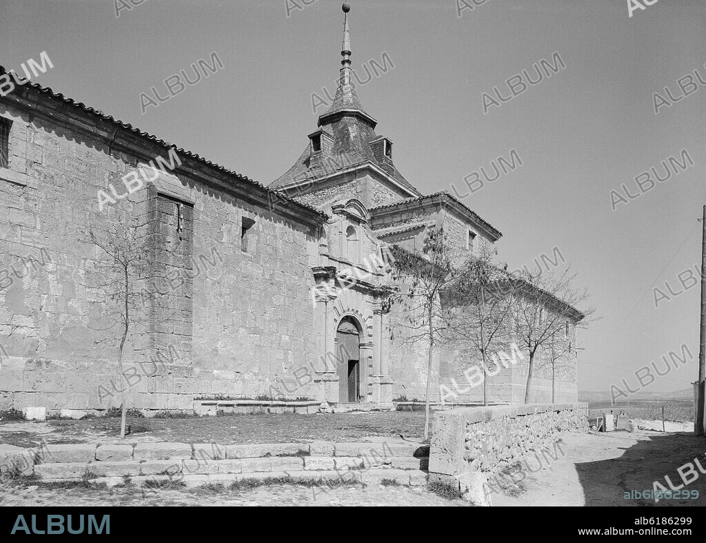 IGLESIA DE LA ASUNCION - SIGLO XVI - FOTOGRAFIA EN BLANCO Y NEGRO - AÑOS 60.