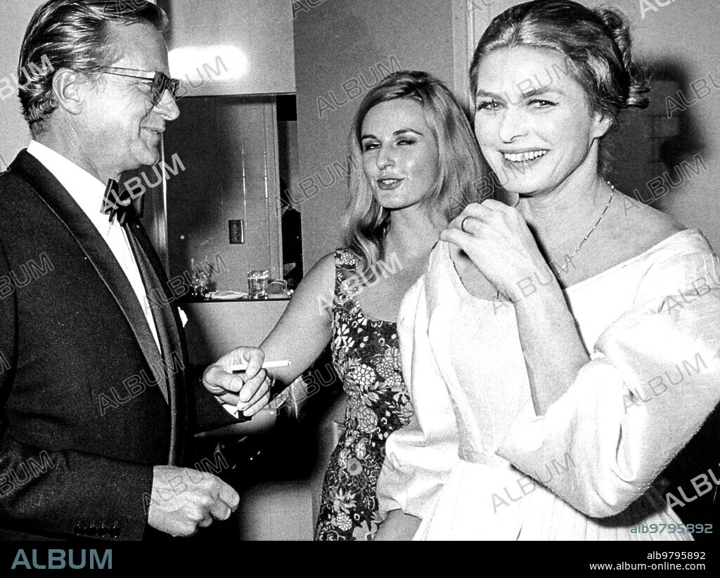 Lars schmidt, pia lindstrom, ingrid bergman, ahmanson theatre, los angeles, 1967.
