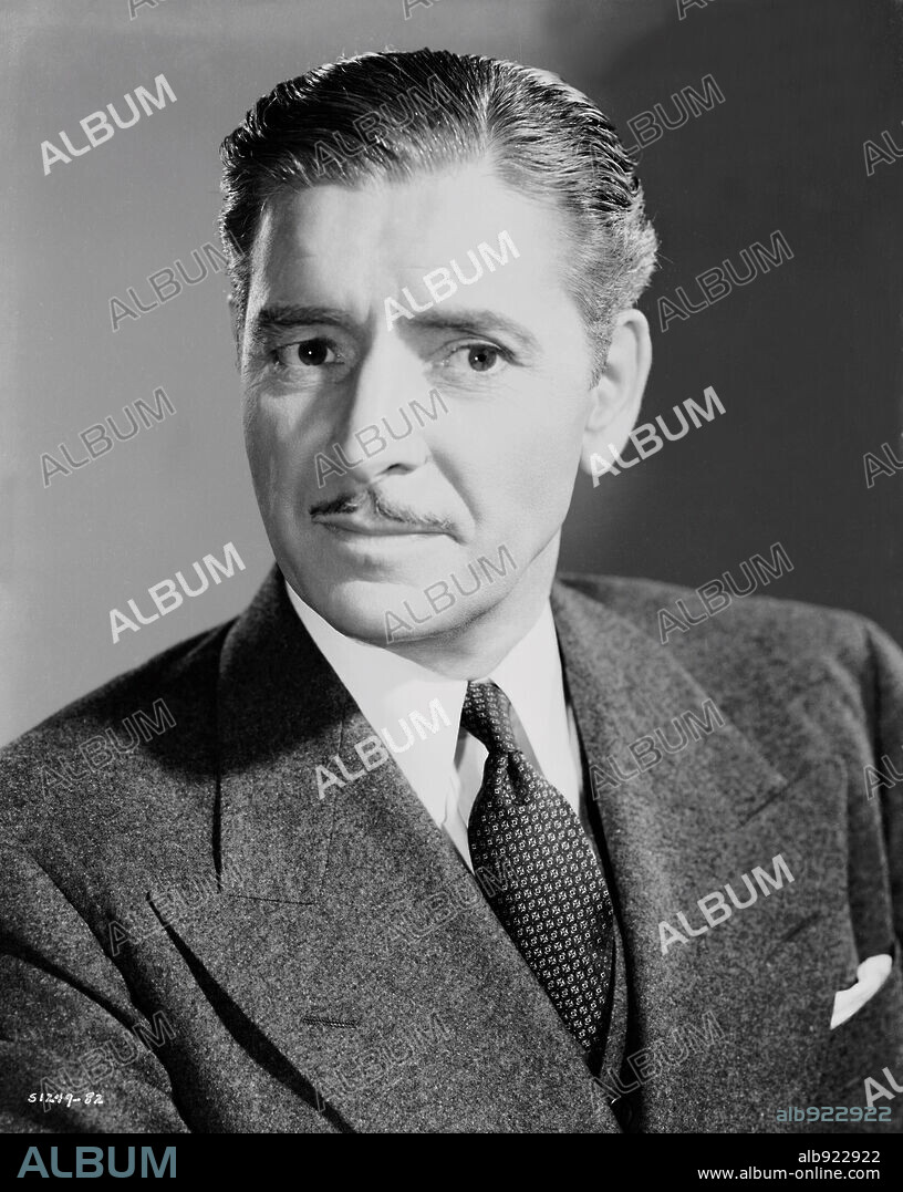 RONALD COLMAN en NIEBLA EN EL PASADO, 1942 (RANDOM HARVEST), dirigida por MERVYN LEROY. Copyright M.G.M.