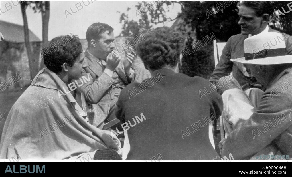 Lord David Cecil, Leslie Hartley, Anthony Asquith T S Eliot Edward West.