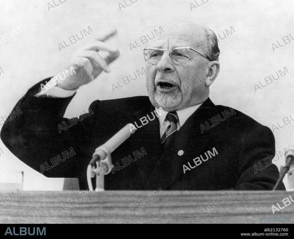 Walter ulbricht speaking at an international press conference in east berlin, january 19, 1970, he underlined the attitude of the gdr to the cause of safeguarding peace by concluding a treaty on the establishment of relations between the gdr and frg (east and west germany) .