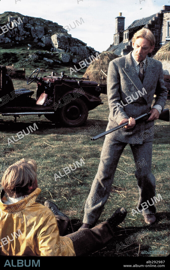 DONALD SUTHERLAND en EL OJO DE LA AGUJA, 1981 (EYE OF THE NEEDLE), dirigida por RICHARD MARQUAND. Copyright UNITED ARTISTS.