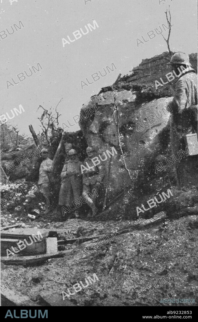 'La bataille de la Somme; Abri betonne allemand pres de la gare de Combles.', 1916. From "Collection de la Guerre IV. L'Illustration Tome CXLVII. La Guerre Juillet, Aout, Septembre, Octobre, Novembre, Decembre 1916".