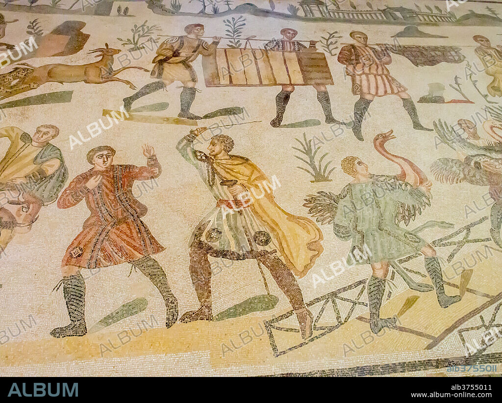 Section of floor mosaic, Villa Romana del Casale, Piazza Armerina, UNESCO World Heritage Site, Sicily, Italy, Europe.