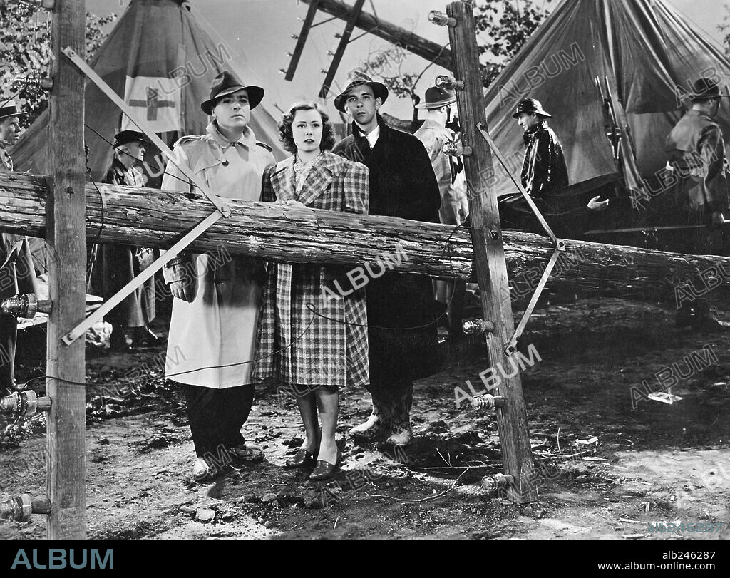 CHARLES BOYER y IRENE DUNNE en HURACAN, 1939 (WHEN TOMORROW COMES), dirigida por JOHN M. STAHL. Copyright UNIVERSAL PICTURES.