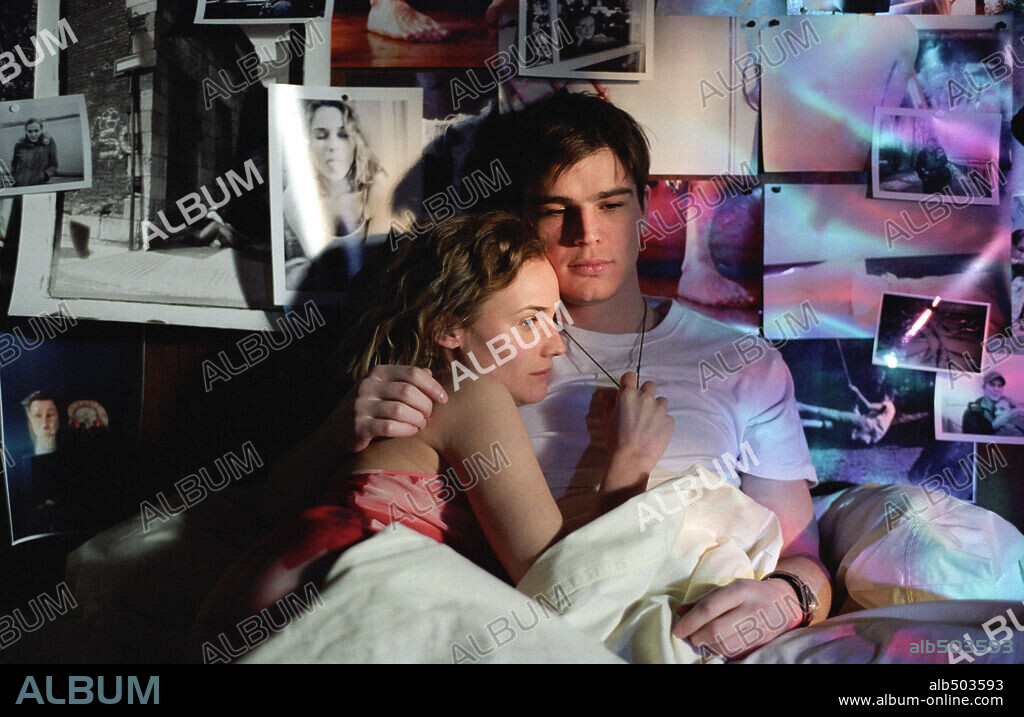 DIANE KRUGER y JOSH HARTNETT en OBSESION [WICKER PARK], 2004 (WICKER PARK), dirigida por PAUL MCGUIGAN. Copyright METRO GOLDWYN MAYER / DORY, ATTILA.