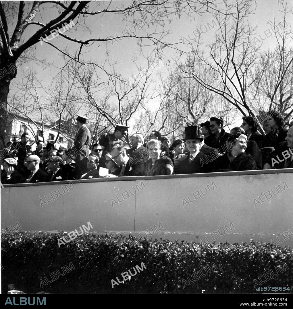 Abril 1955. La tribuna del cuerpo Diplomático.