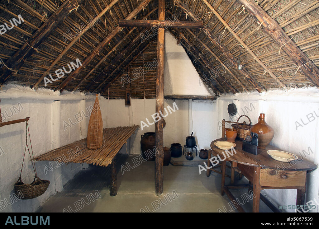 Amposta; Museo / Museu del Montsia; típica barraca del Delta del Ebre.