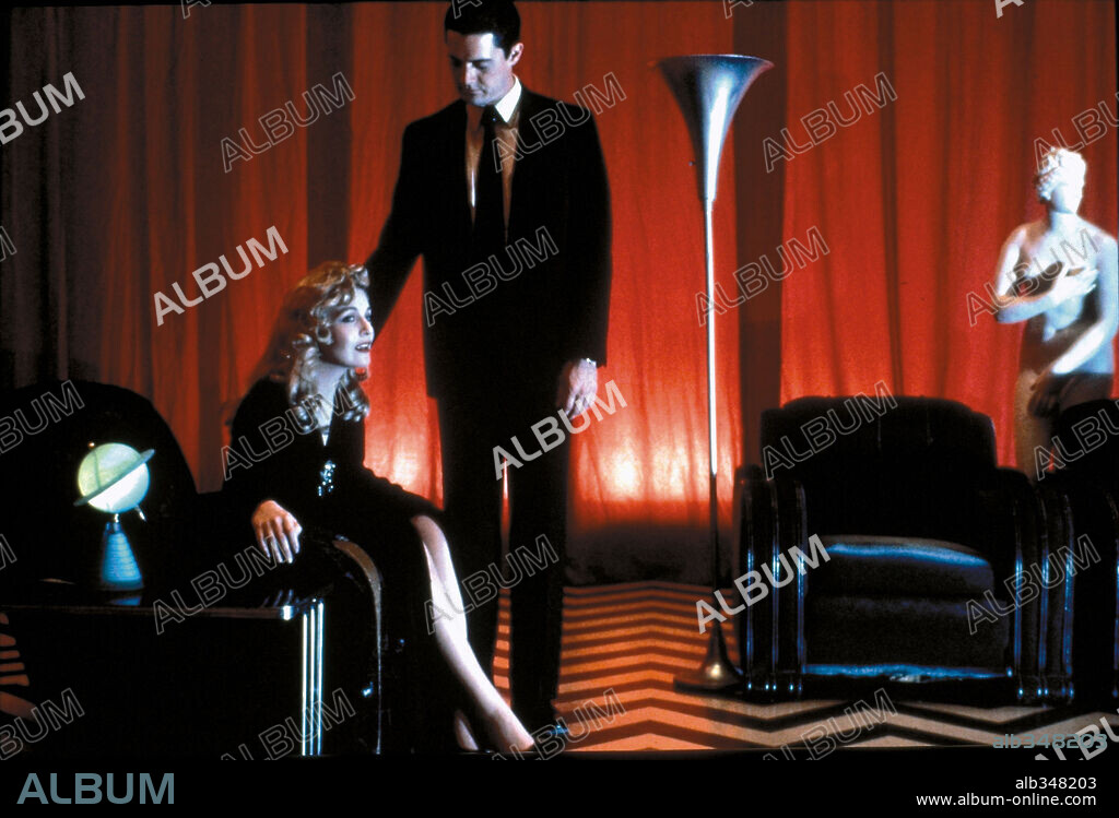 TWIN PEAKS: FUEGO CAMINA CONMIGO, 1992 (TWIN PEAKS: FIRE WALK WITH ME), dirigida por DAVID LYNCH. Copyright NEW LINE CINEMA.