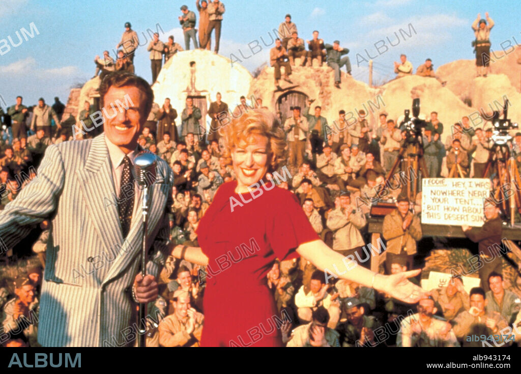 BETTE MIDLER y JAMES CAAN en AYER, HOY Y POR SIEMPRE, 1991 (FOR THE BOYS), dirigida por MARK RYDELL. Copyright 20TH CENTURY FOX.
