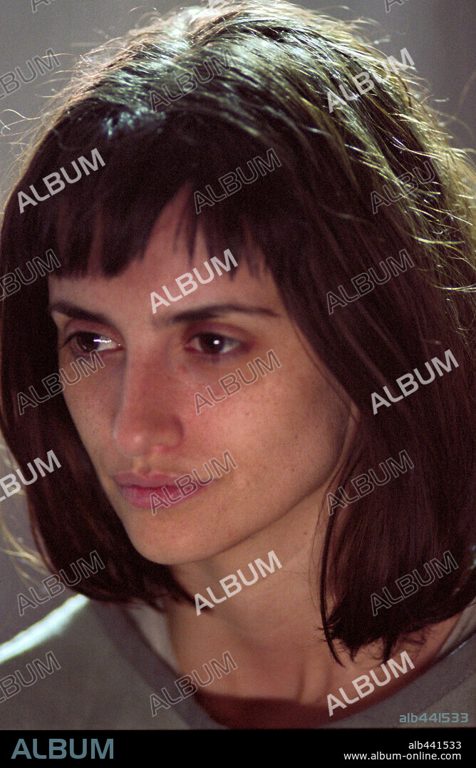 PENELOPE CRUZ en GOTHIKA, 2003, dirigida por MATHIEU KASSOVITZ. Copyright WARNER BROS. PICTURES / DORY, ATTILA.