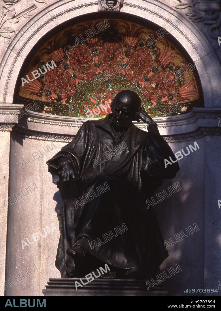 Homeopathy - Hahnemann. Sculpted portrait of the homeopathist and mason, Samuel Hahnemann (1755-1843), by Charles Henry Niehaus. In the Scott Circle, Washington DC.