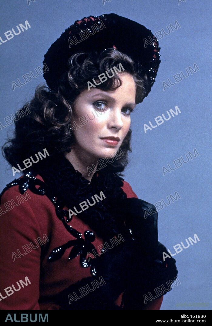 JACLYN SMITH in DÉJÀ VU, 1985, directed by ANTHONY B. RICHMOND. Copyright Metro-Goldwyn-Mayer (MGM).